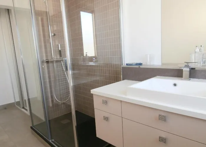 Superbe T3 Centre Avec Parking Et Wifi - Fr-1-374-59